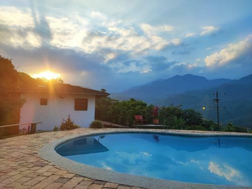 La Villa The View
