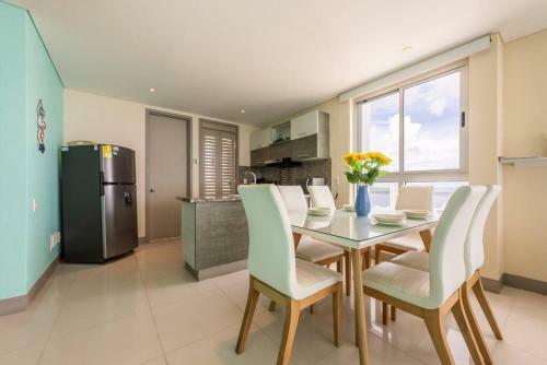 29th Floor Beachfront Apartment In Bocagrande!