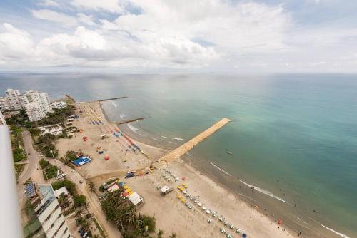 29th Floor Beachfront Apartment In Bocagrande!
