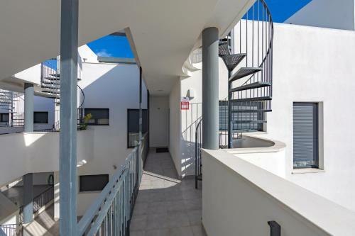 Apartamento Centric, Terrace & Pool - Fiberglass Wifi