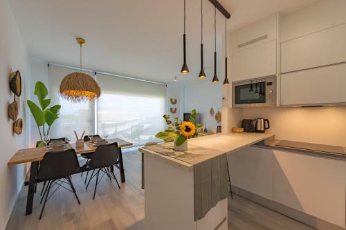Apartamento Centric, Terrace & Pool - Fiberglass Wifi