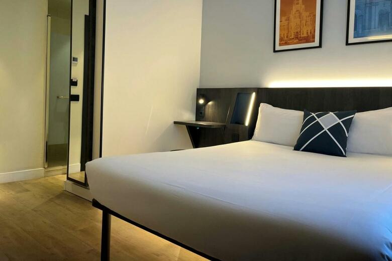 Hostal Four Points Flex By Sheraton Madrid Atocha