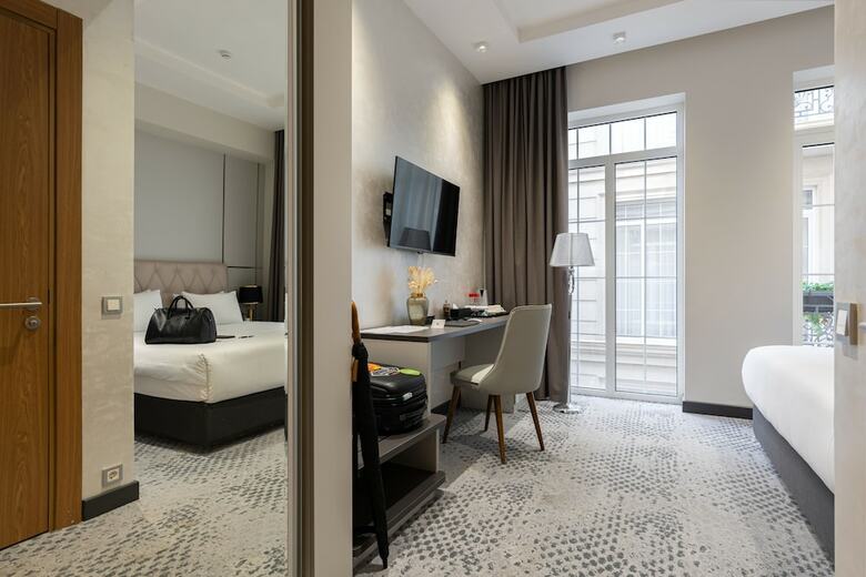 Europe Hotel Tashkent
