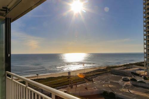 Beachfront Apartment 30min From Valencia