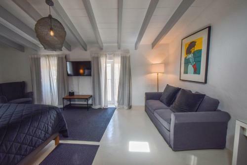 Hotel Can Karlito Rooms