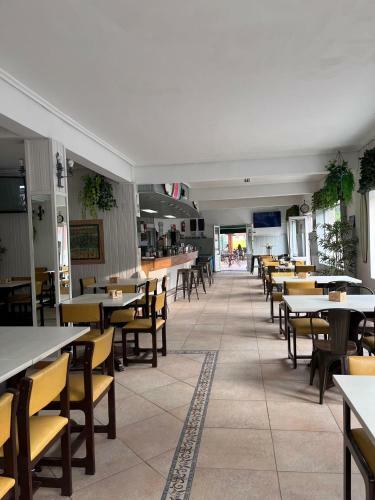 Hostal Hoster�a Somo