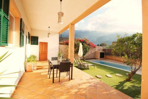 Apartamento Ground Floor With Garden, Swimming Pool And Private Parking