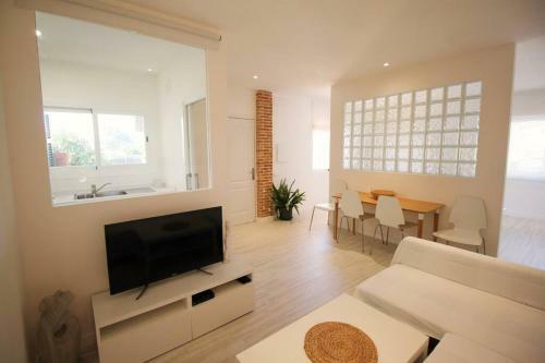 Apartamento Ground Floor With Garden, Swimming Pool And Private Parking