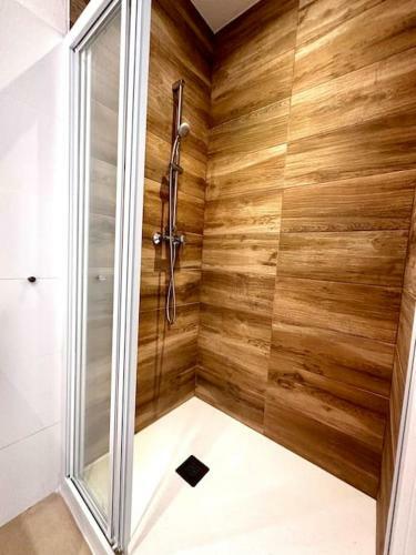 Apartamento Ground Floor With Garden, Swimming Pool And Private Parking