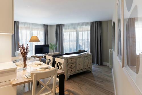 Apartamentos Plaza Center