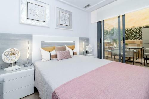 San Pascual Seaside Apartments