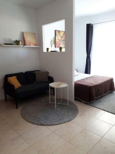Lasal Apartment