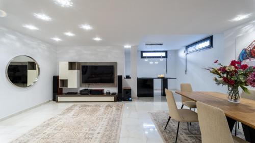 Villa ??????????? ??? ? ?????????