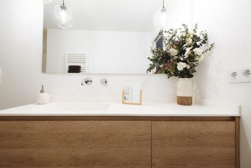 Apartamento Pz Triana Amplio, Moderno Y Luminoso Apt 2d 2b