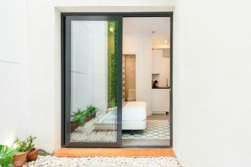 Dolium Apartments
