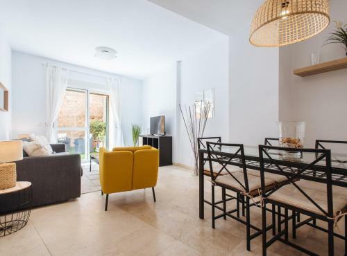 Downtown Apartment With Garden