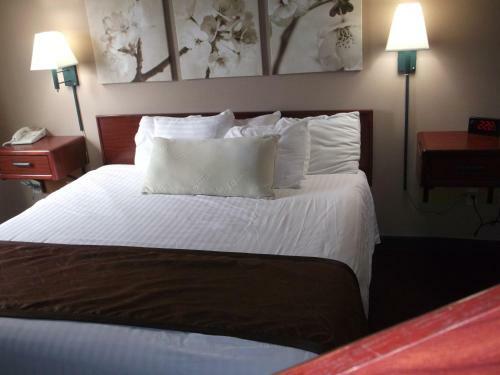 Motel De Smet Super Deluxe Inn