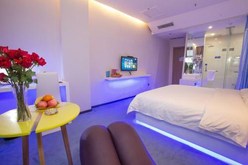 Zhengzhou Zmax Hotel