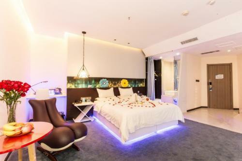 Zhengzhou Zmax Hotel