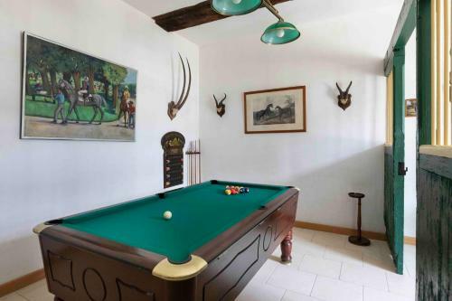 Bed & Breakfast Le Domaine Du Chalonge