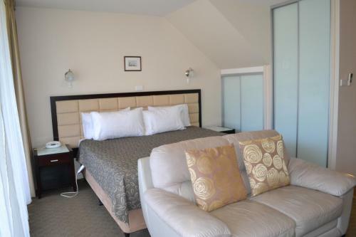 Lufra Hotel And Apartments