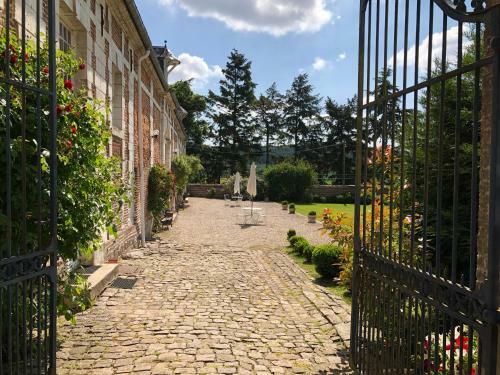 Hostal Chateau De Vauchelles