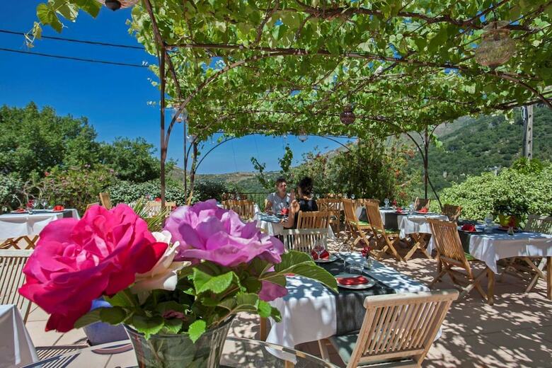 Hotel Mare E Monti