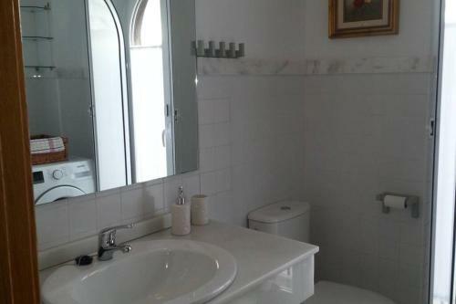 Apartamento Cl�sico, Cerca A Jardines De Murillo