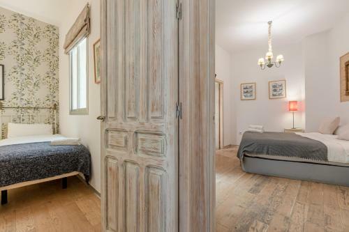 H�rcules Xci Apartments
