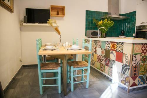 Beautiful&silent Apartment. Parking Free