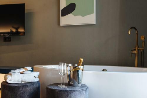 Apartamento Muralla Sevilla Suites By Lola