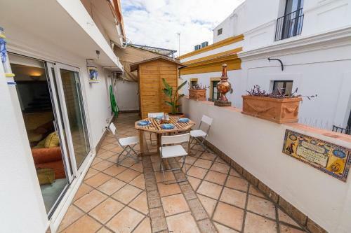 Suay Apartments