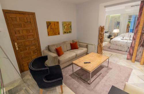 Suay Apartments