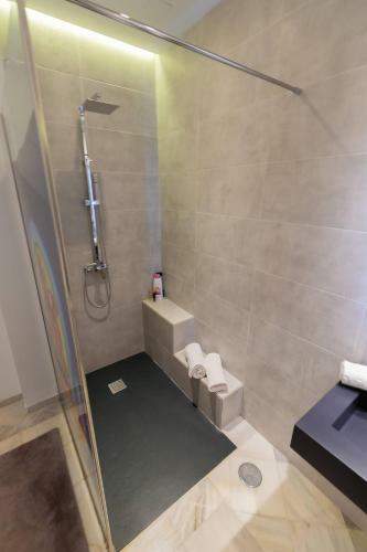 Suay Apartments