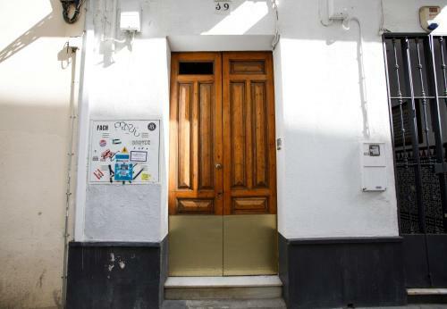 Apartamento Rentalsevilla A Los Pies De La Giralda
