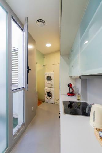 Apartamento Rentalsevilla A Los Pies De La Giralda