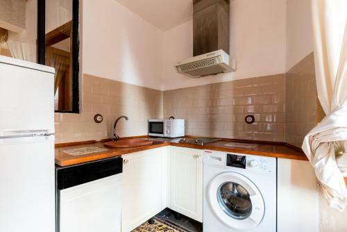 Alameda Suites Apartments