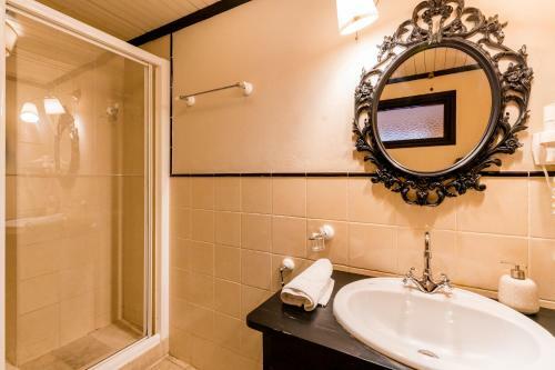 Alameda Suites Apartments