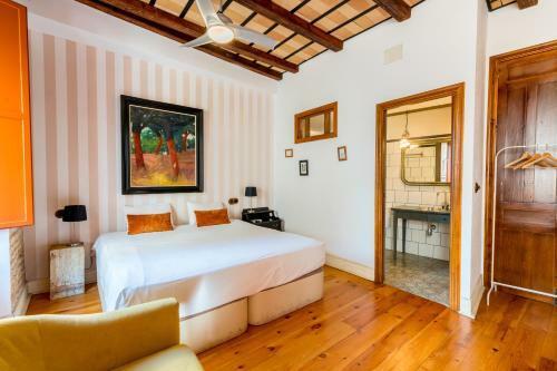 Alameda Suites Apartments