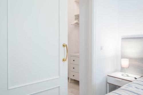 Riverside Triana Apartment