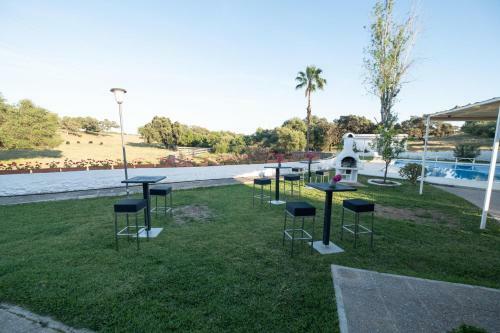 Agradable Villa Con Piscina