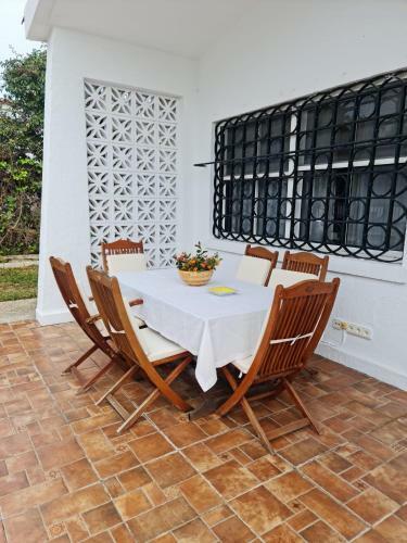 Agradable Villa Con Piscina