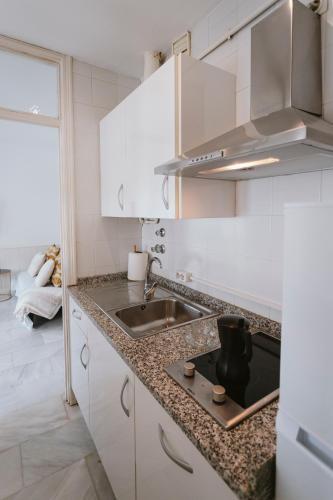 Apartamento Complete Studio With Terrace - 1bth- La Giralda