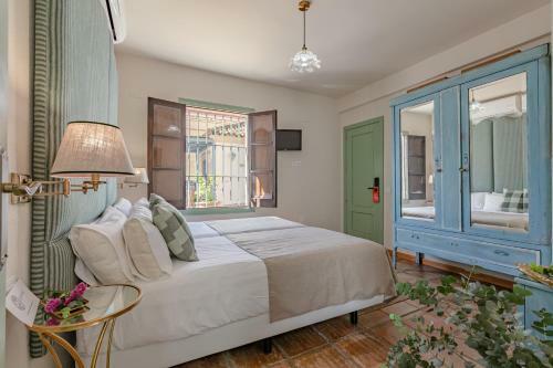 Hostal Casa17 Santacruz Suites