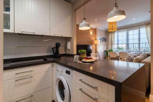 Apartamento 3 En Estadio Del Sevilla 8 Plazas Y M