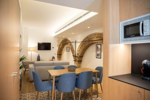 Nqn Aparts & Suites Sevilla