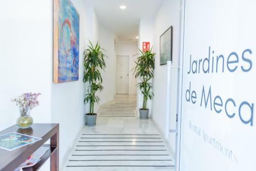 Apartamentos Jardines De Meca