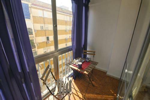 Rentalsevilla Bright Apartment In La Macarena