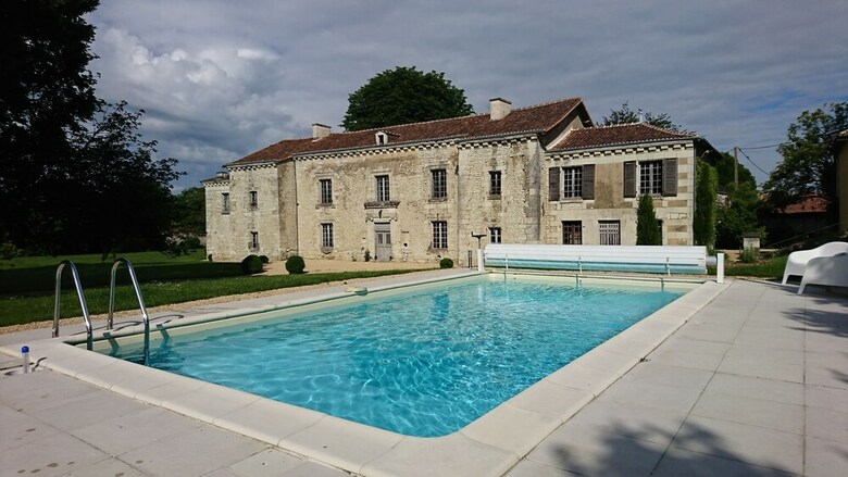 Bed & Breakfast Domaine De Bourgville