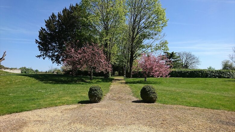Bed & Breakfast Domaine De Bourgville